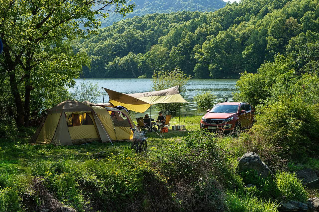 The Best Camping Guide • 2025